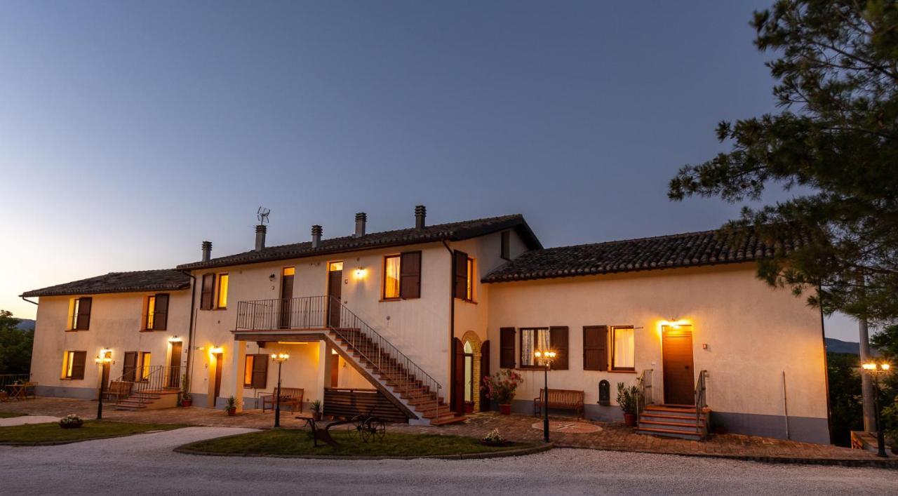 Agriturismo Podere Coldifico Sassoferrato Exteriör bild