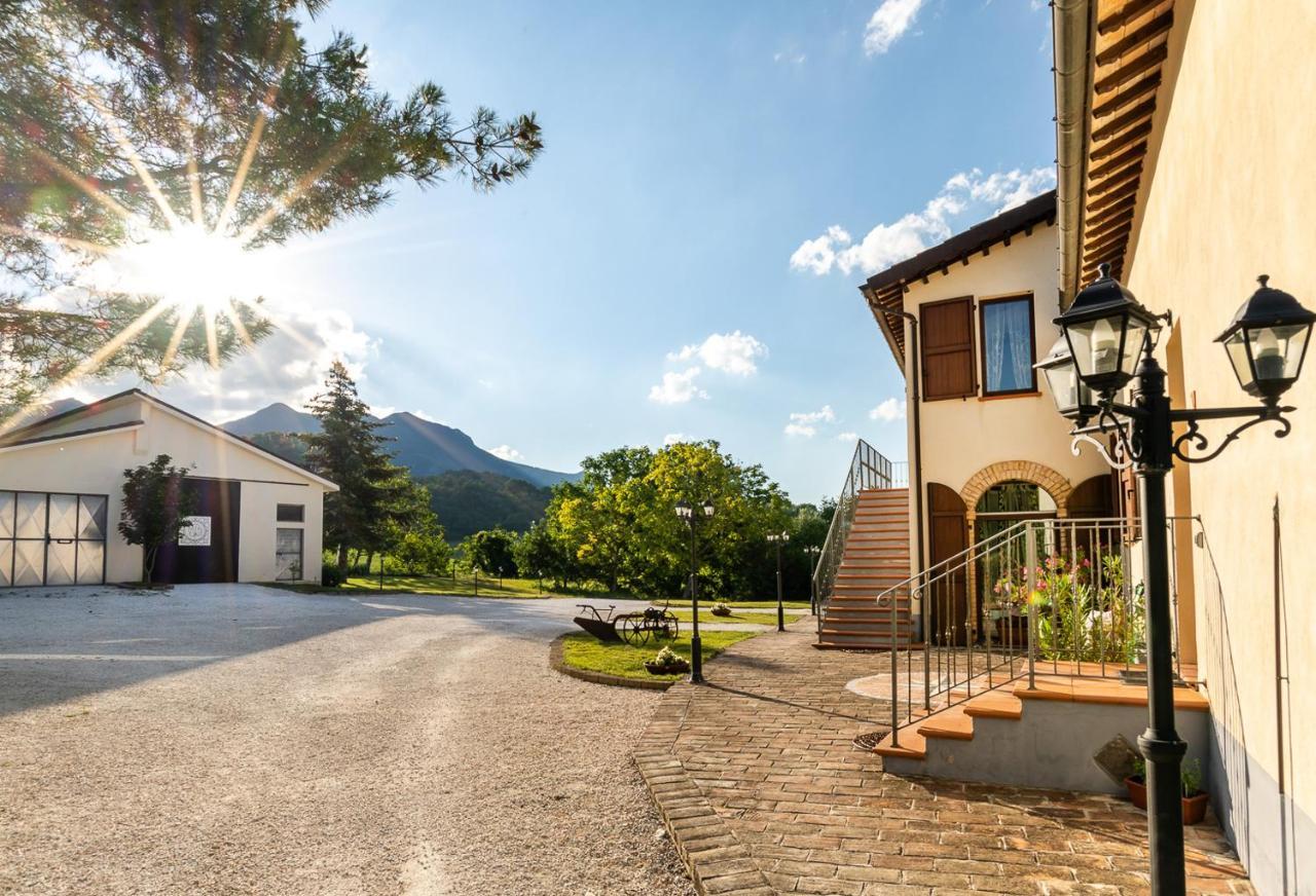 Agriturismo Podere Coldifico Sassoferrato Exteriör bild
